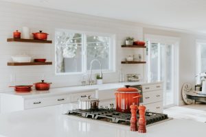 white kitchen counter tops 