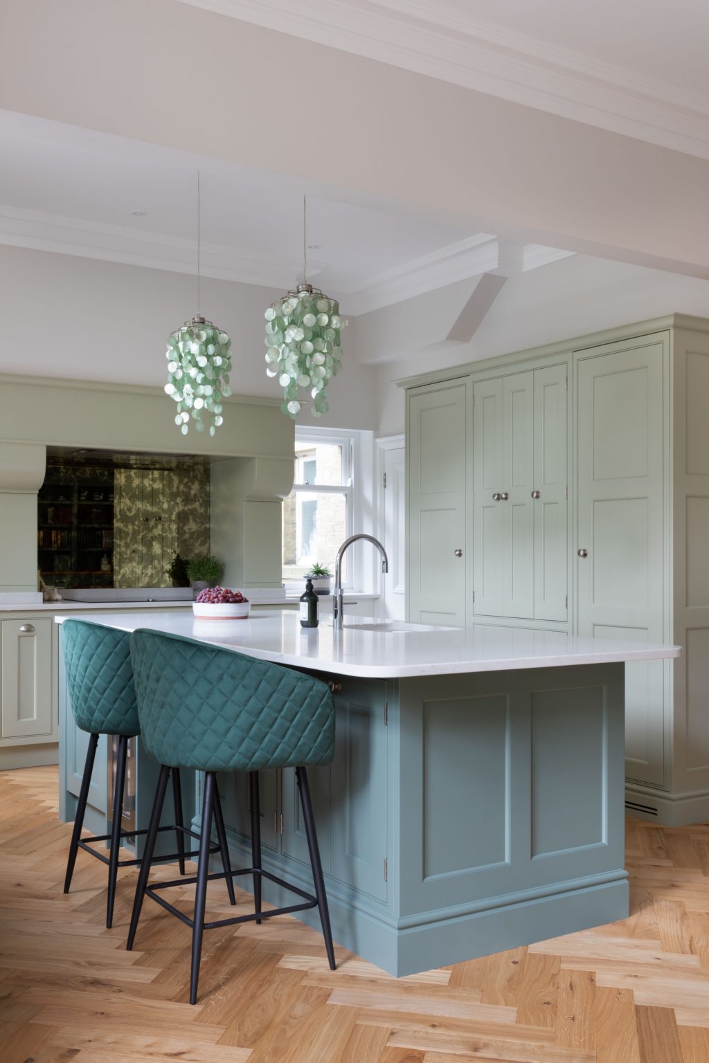 Harewood Green Shaker Kitchen with a kitchen island