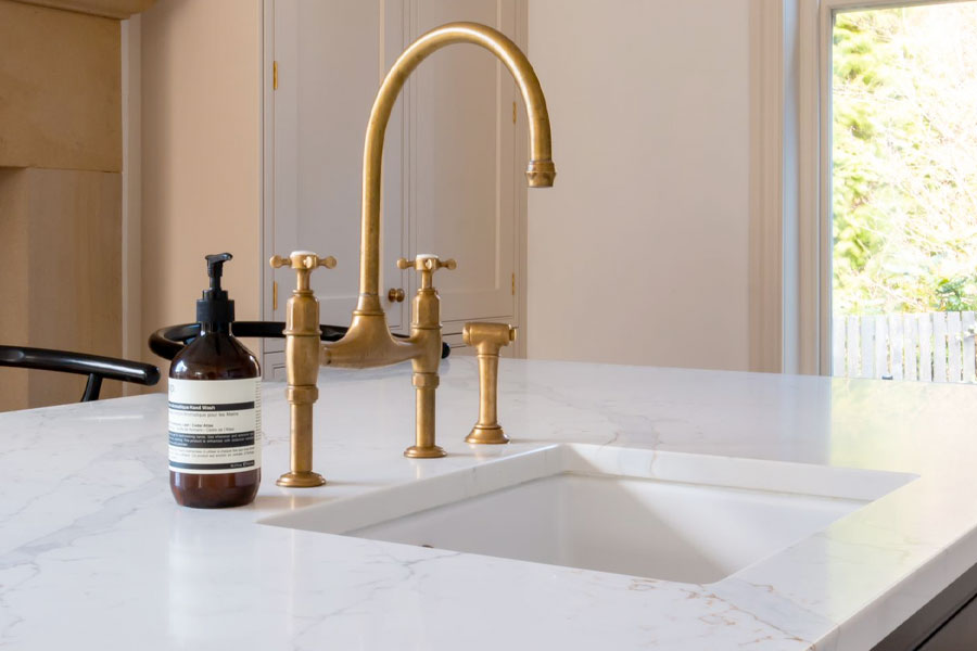 Sinks & Taps