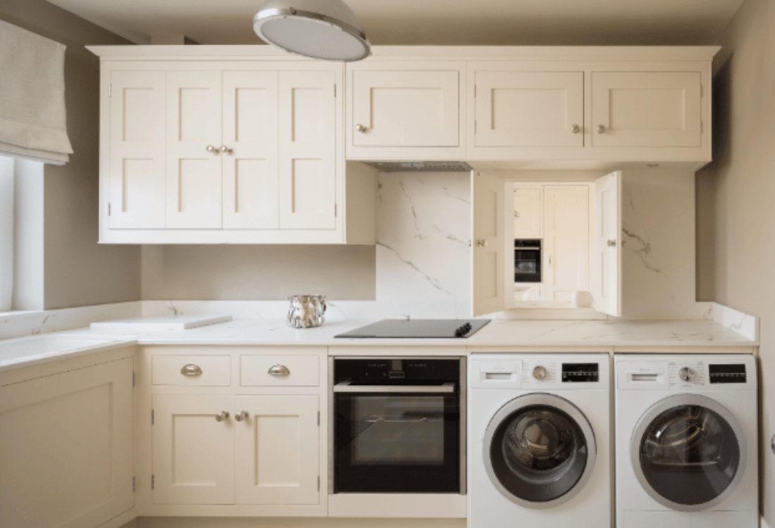 How To Blend Modern Appliances Into Traditional Kitchens Designs